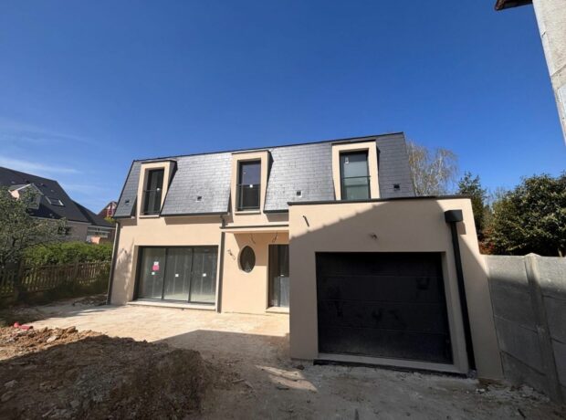 Maison de 160 m² à Jouy-en-Josas