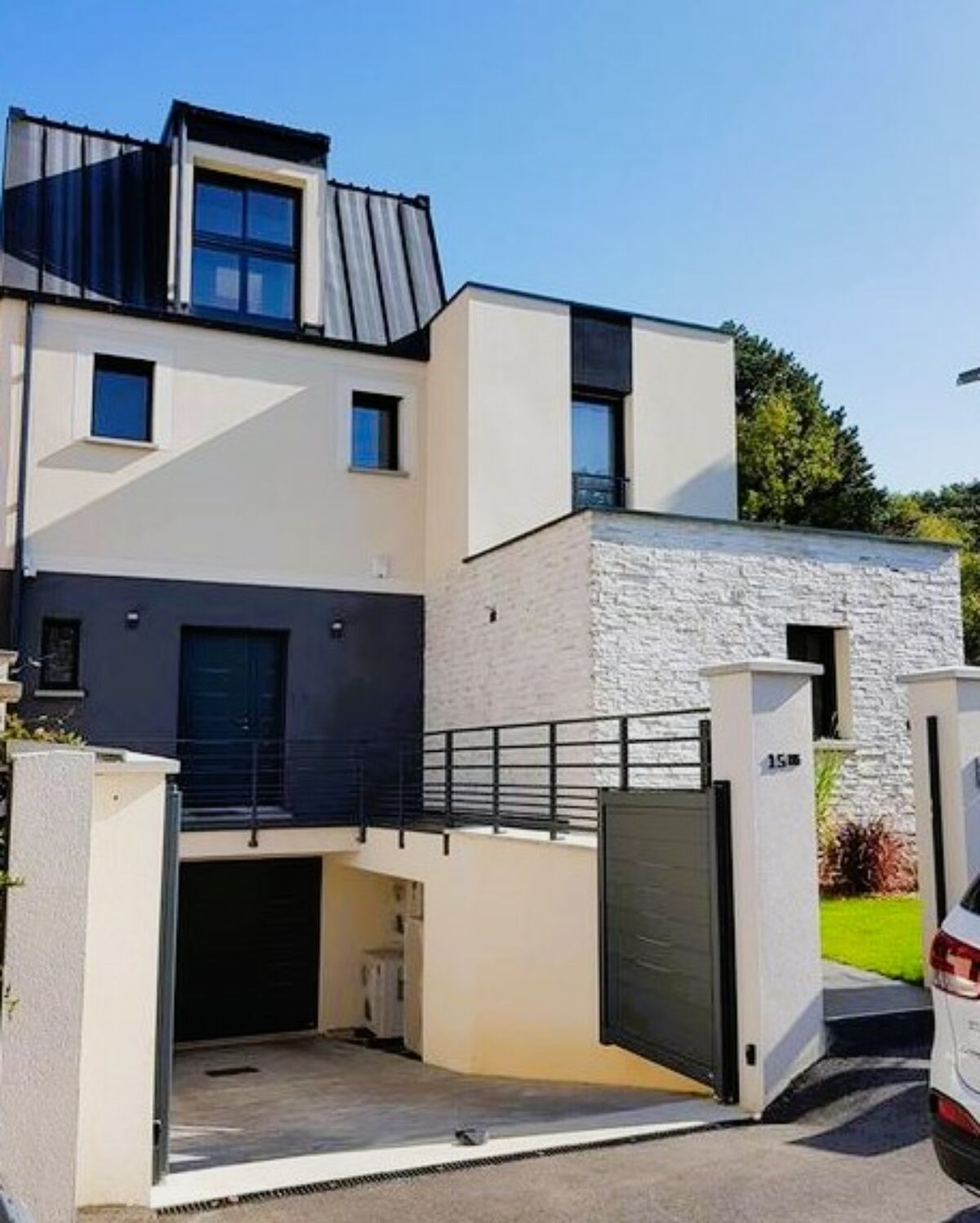 picture (12) (002).jpg